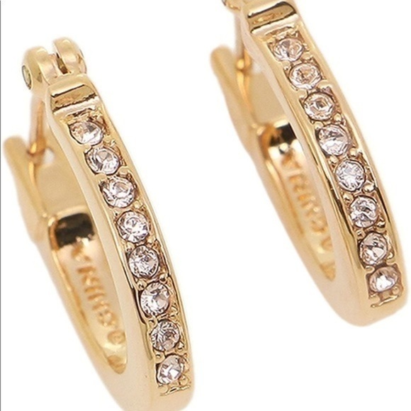 Coach Gold Hoop Studded Earrings NWT - Picture 2 of 6